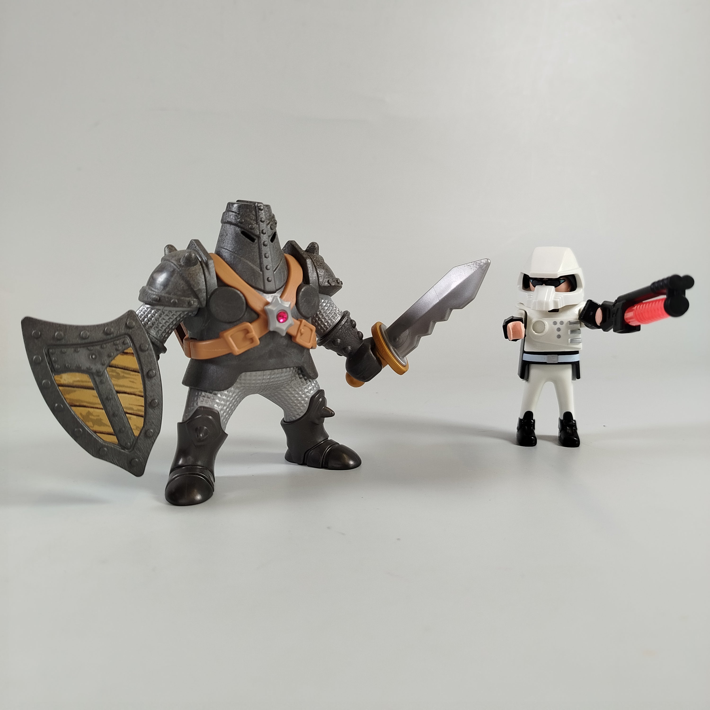 Playmobil Ritter & Space Trooper Figuren Set